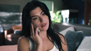 sexy hijastra consuela a su sugardaddy con su coño pero se cansa