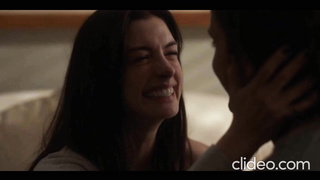 Anne Hathaway's Feet 2