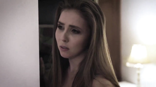 Possessive Lena Paul