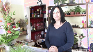 Fucking A Czech MILF At Her Workplace