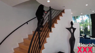 Ir Thugger full fill her holes.