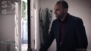 Aryana Amatista ¡¡ Eres una puta ilegal y solo vales para servir !! Sub