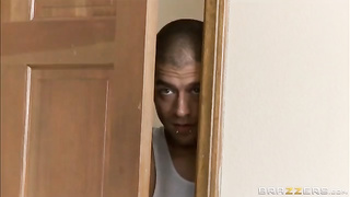 Movie Our New Maid sub