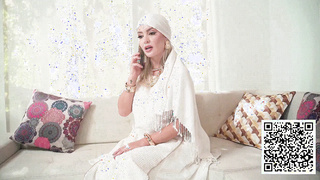 HUGE TITS NIQABI MILF SERVED BY INDIAN 2 video