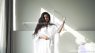 Bath Tub Beauty - Poonam Pandey