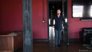 Emily Willis - Breaking The Internet [EroticaX]