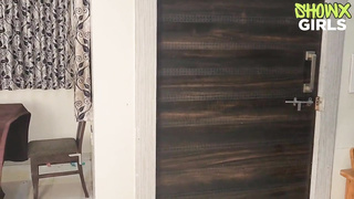 Chubby Roshina Bhabhi