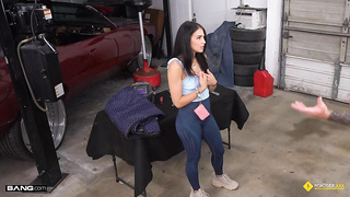 Sofie Reyez XXX Road Sex