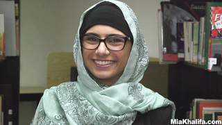 Mia Stripes And Masterbates In The Library