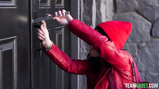 Free Porn - My First Monster BBC Barely Fits In Lola’s Tight Hole (09.01.2025) r