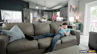 XXX Stepmom’s Horny Idea | Kaci Kennedy, Ethan Seeks