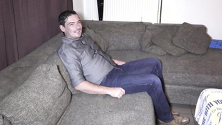 Belgian girl Linn loves a good fuck