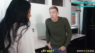 Sybil Stallone - Tu padre no debe enterarse de ésto - Sub Español