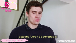 Alix Lynx  Athena Faris Mi hermana y yo peleamos por la atención de mamá Sub