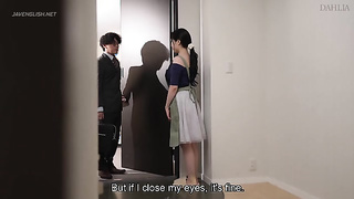 [DLDSS-385] A busty married woman stuck in a sexless marriage falls in pure love with the younger ha