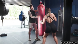 Kelsi teve aulas de boxe