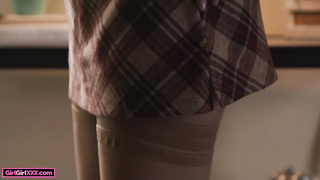 XXX lesbian Video 2025.03.04 Leana Lovings And Taylor Vixxen XXX