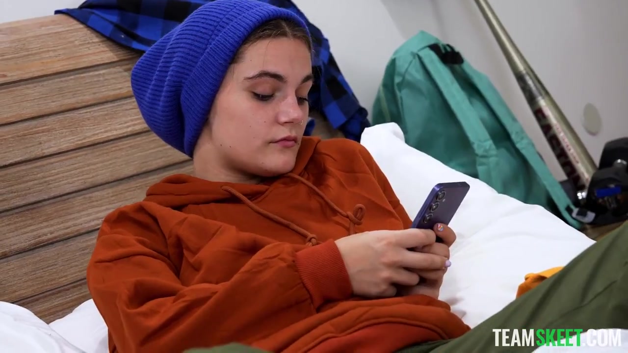 Free XXX - My mom doesn’t get me