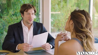 Uma é aprovada na entrevista