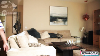 Fiesta en la piscina con las amigas de mi mamá sub