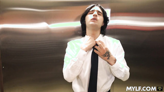 Vanessa Cage - What Job Level Is This