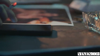 Violet seduz seu amante