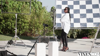 Nicole Kitt - Cock Hungry Model Mixes Business With Pleasure [VIXEN]