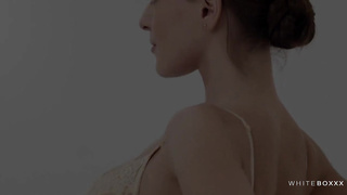 Josephine Jackson - The Masseur Fucked Me Hard [WhiteBoxxx]