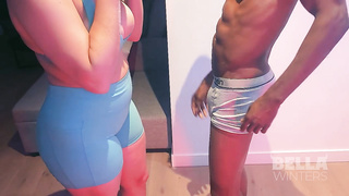 PAWG Hotwife Only Has Eyes For BBC - Bella Winters