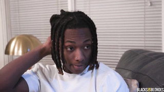 Scarlett Alexis, fucking the art girl