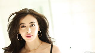 Chloe Surreal - Brunette Bombshell Banged [Hard X]
