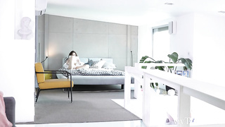 Nicole Nixon And Purr Simona - Read My Lips XXX