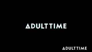 Lesbians having fun together 1486