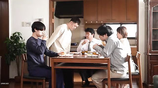 [ROE-373] Incestuous days spent with my mother at home after all my sibporngs left Satsuki Kirioka 2 video