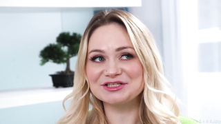 Rylee Blake, Whitney OC - Right Under Her Nose (16.06.2025) rq