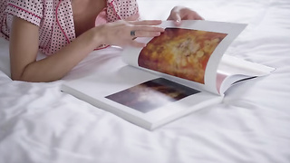 Lesbians having fun together 1546