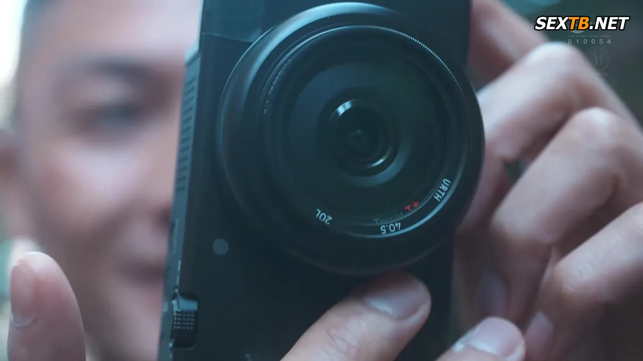 JUQ-713] Nude model NTR – Shocking cheating video of a wife who indulged in  shame with her boss – I