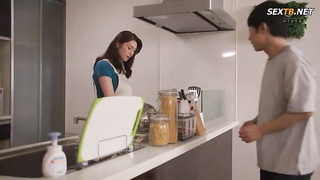 [ROE-211] Seduced by my stepmother aspiring to be an underwear model… I drowned in instinct several