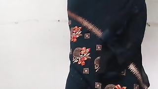 Indian (desi) chubby bhabhi, aunty cam compilation 31