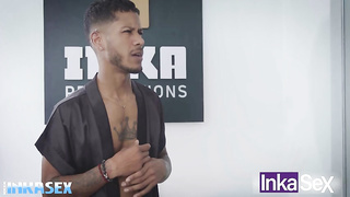 Emily Thorne anal masage