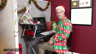 Diamond Foxxx Mesmerized Fucking at Office Xmas Party