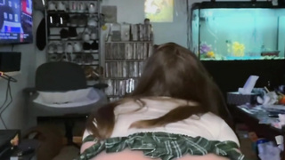 Queen Schoolgirl Show Ass