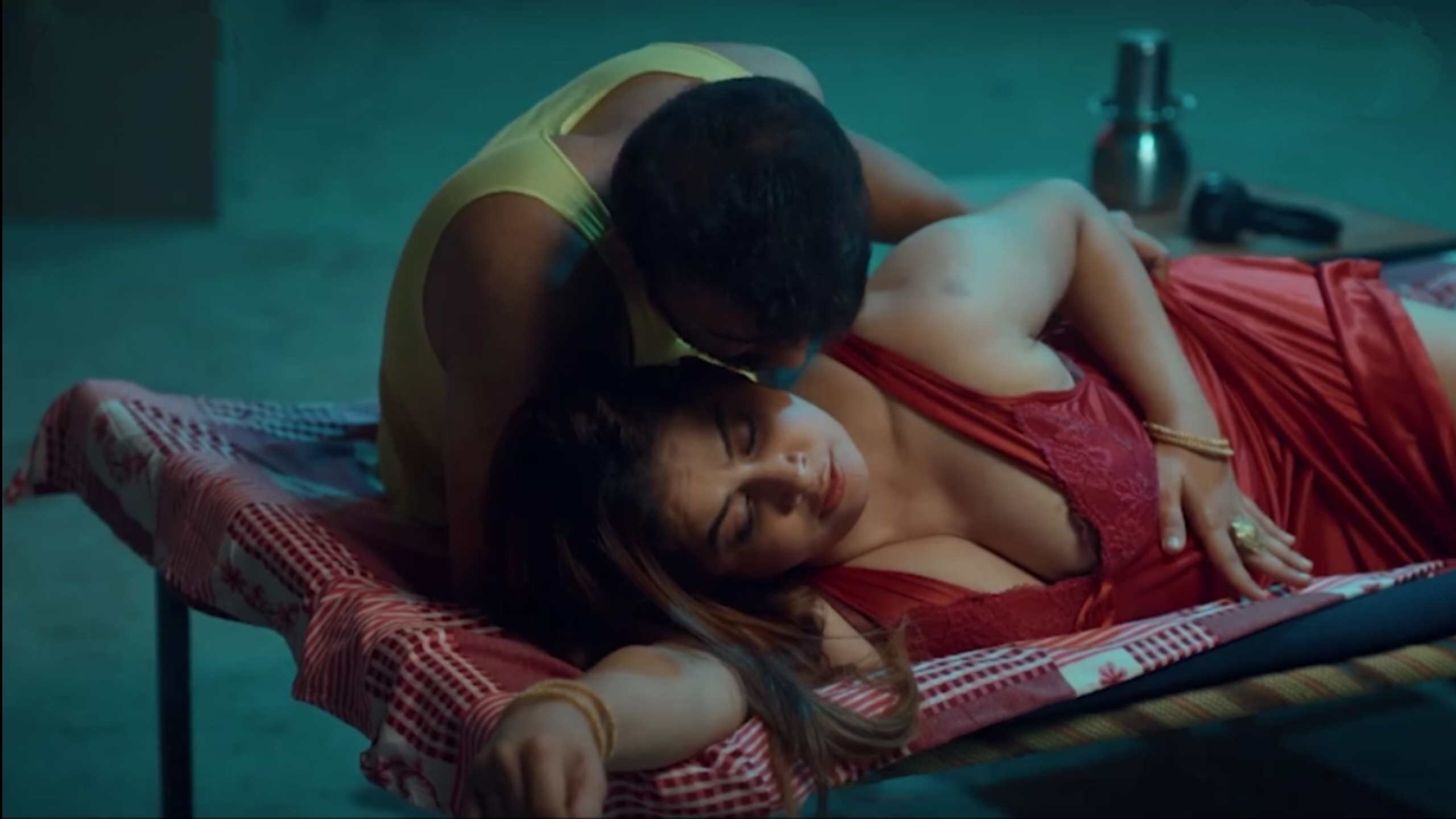 Haseena maan jayegi full movie download