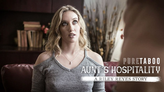 Aunt's Hospitality: A Riley Reyes Story