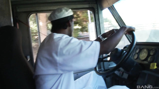 Lilith - I scream girls