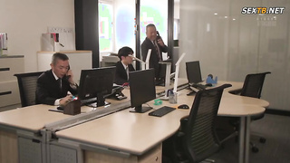 [ADN-617] Secret kissing in the president’s office where saliva mixes together Yuzuki Ria