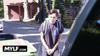 When manage mom and sister fuck both at same Time