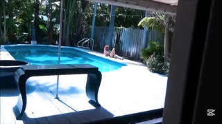 Krissy Lynn  Mamá me descubre espiandola y me da su coño Sub Esp