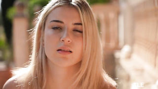 Angelique Lapiedra - Fruits And Curves 2 XXX