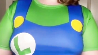 BBW Luigi Cosplay